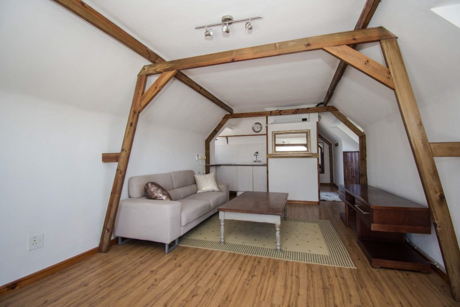 4 Bedroom Property for Sale in Mountainside Western Cape